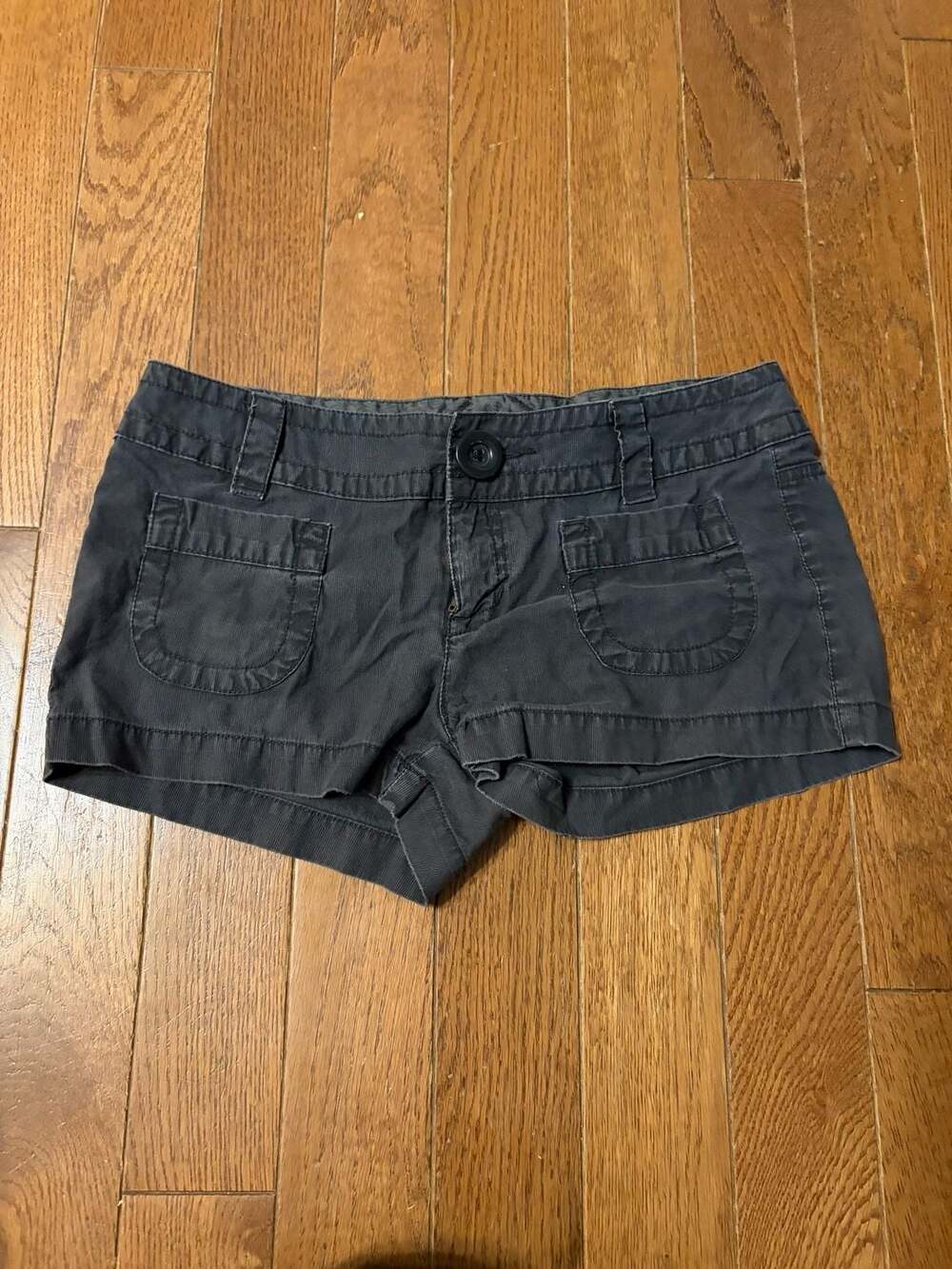 Aeropostale Low Rise Utility Shorts Size 3/4 Charcoal